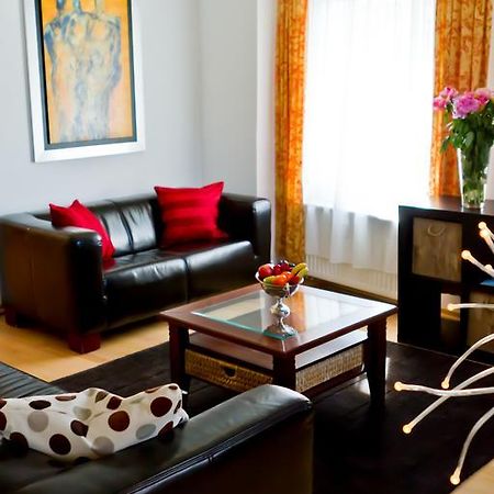Hotel Zum Goldenen Loewen Baden-Baden Habitación foto