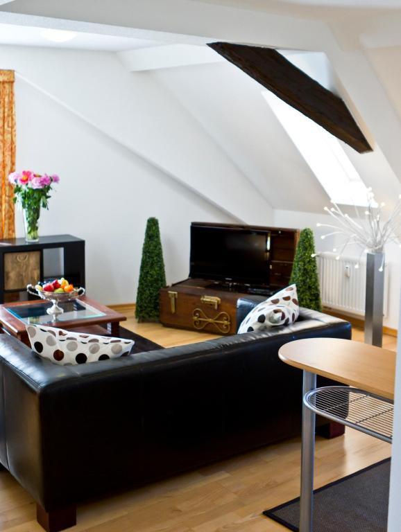 Hotel Zum Goldenen Loewen Baden-Baden Habitación foto