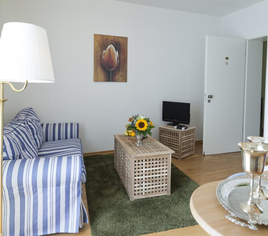 Hotel Zum Goldenen Loewen Baden-Baden Habitación foto